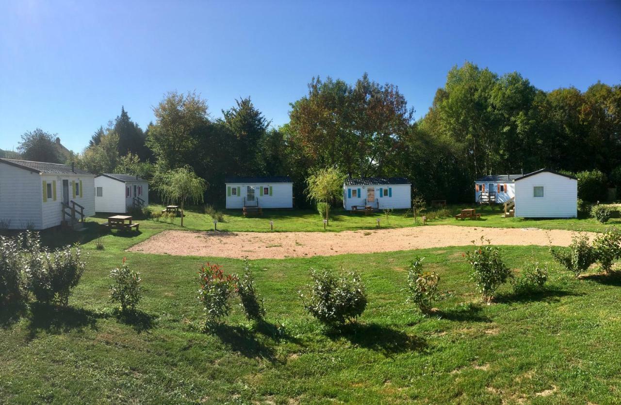 Camping Des Papillons Lalizolle ภายนอก รูปภาพ